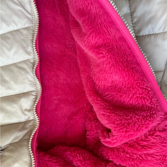 Winter Jacket - Hat removable - Picture 2 of 5